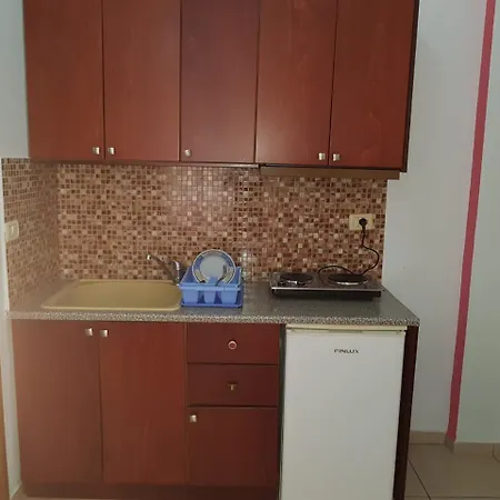 Klejdi فندق *